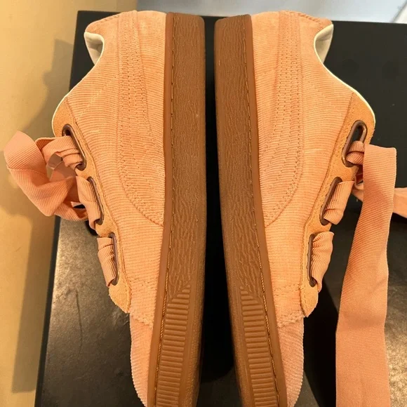 Puma Tennis Shoes Size 8 - Picture 2 of 8